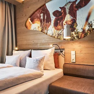 Cocoon Hauptbahnhof Otel